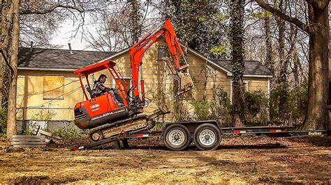 loading mini excavator on tilt trailer|gooseneck trailers towing mini excavators.